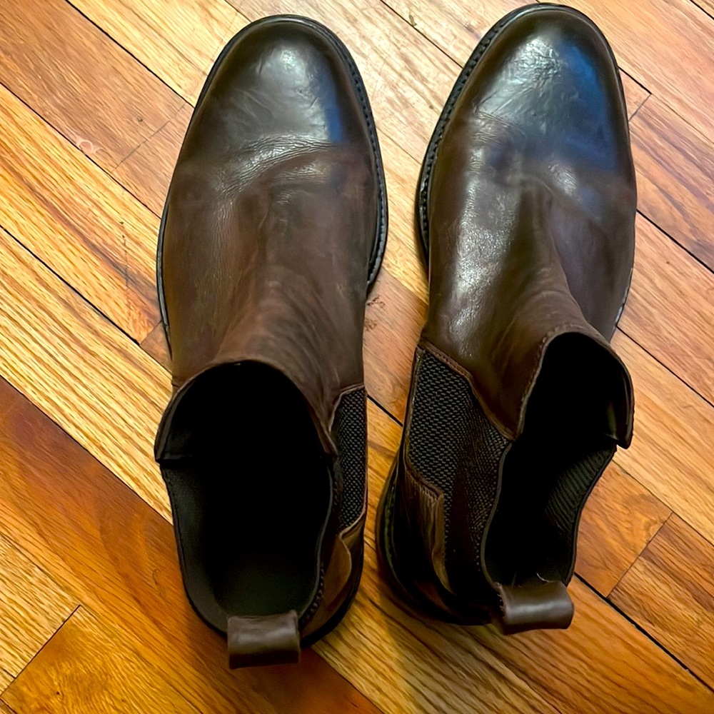 Brown Hudson boots 12 UK 45
